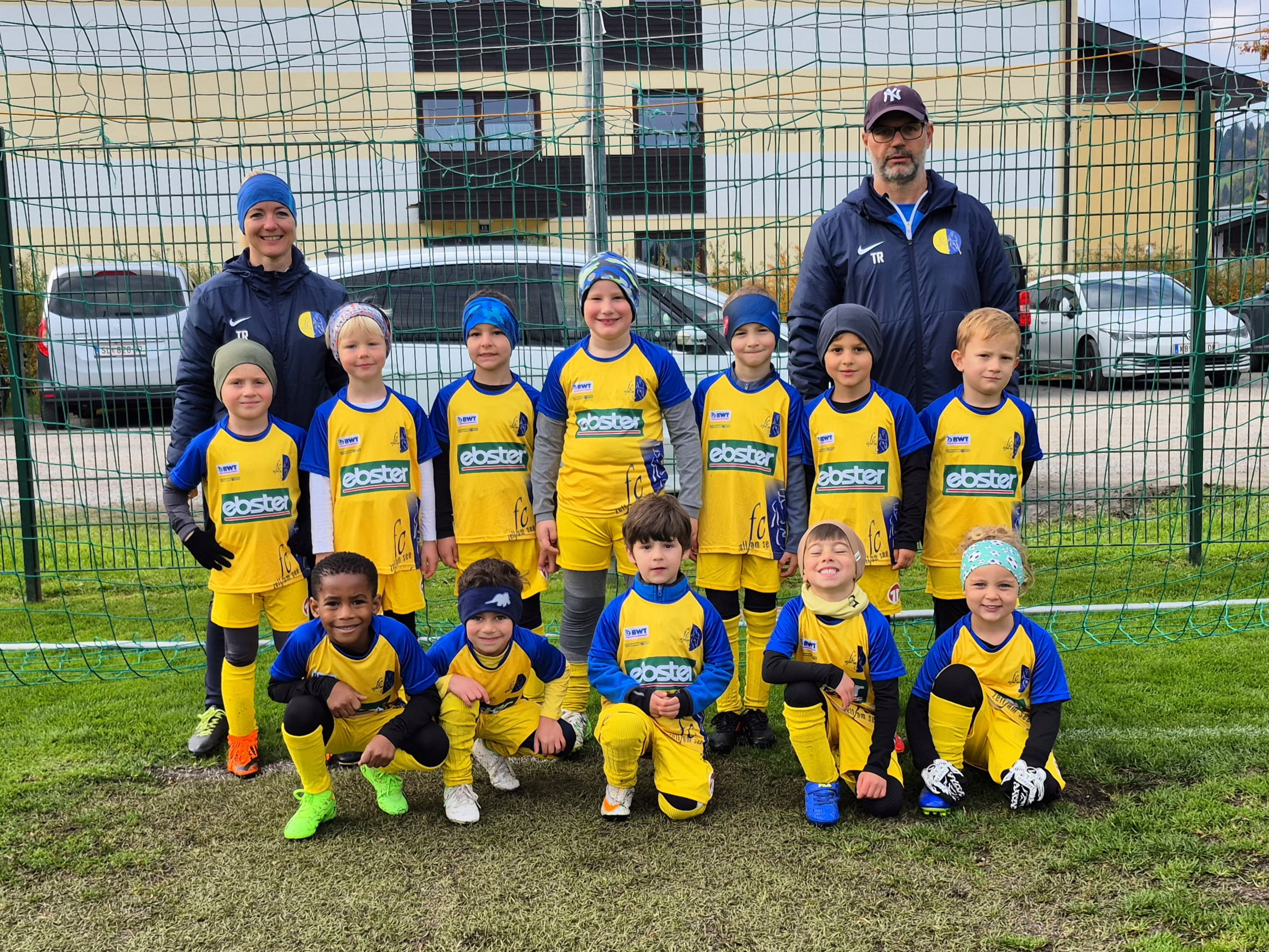 Mannschaftsfoto der U7 des FC Zell am See